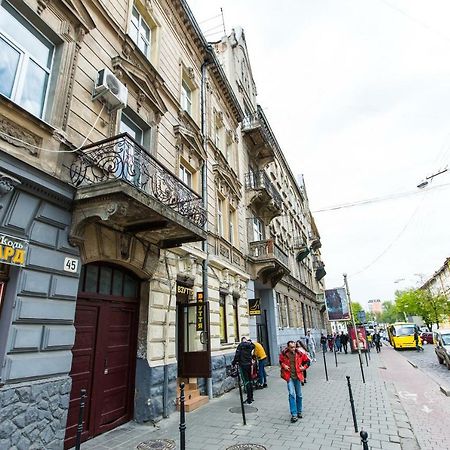 Lazur Apartment Lwów Zewnętrze zdjęcie