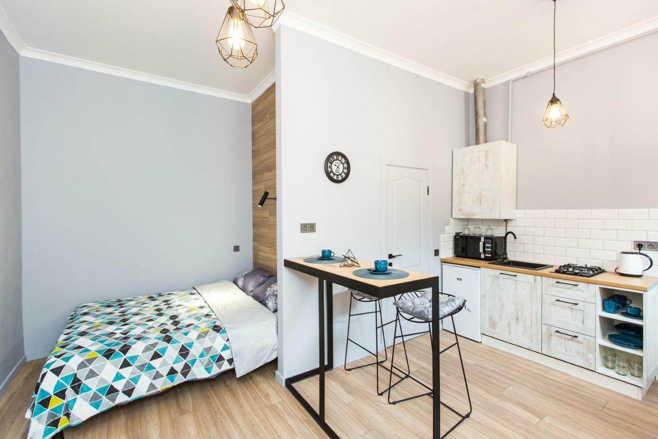 Lazur Apartment Lwów Zewnętrze zdjęcie